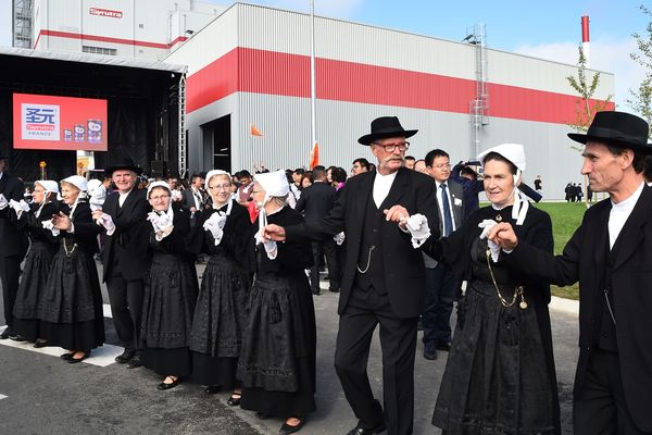 Inauguration en grandes pompes de l'usine Synutra à Carhaix 28 septembre 2016