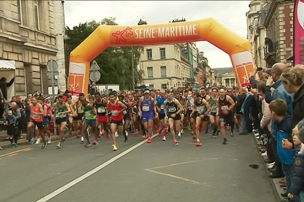 Le départ de l'édition 2017 des 10 km de Rouen