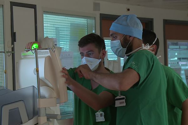 Le Gard est actuellement le département le plus touché d'Occitanie par le Covid-19 - Illustration à l'hôpital de Nîmes - 20 avril 2021.