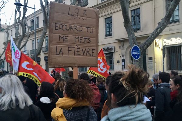 Montpellier - manifestation contre le 49.3 pour faire adopter la loi sur la réforme des retraites - 2 mars 2020.