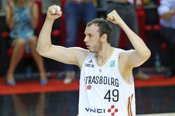 C'est le maillot strasbourgeois que le basketteur a franchi un cap. 