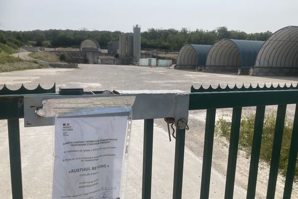 Le site de Rusthul Bétons à Montrond, fermé sur décision du Préfet durant un mois comme les autres sites de la société dans le Doubs et Jura.