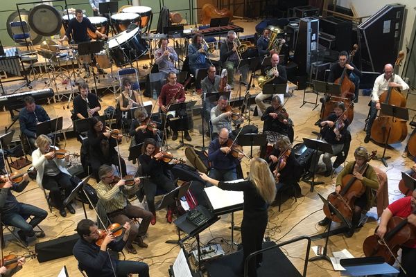 Les musiciens de l'Orchestre symphonique de Bretagne en pleine répétition du Video games live, sous la houlette de Eimear Noone