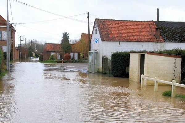 Débordement de la Lys ce vendredi à Delettes, dans le Pas-de-Calais.