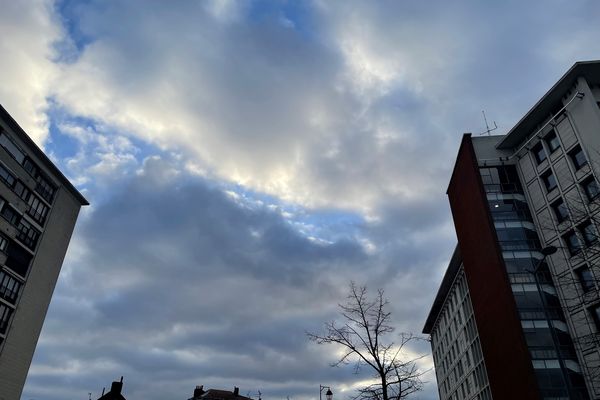 Ciel chargé dans la métropole lilloise