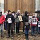 Plusieurs dizaines de manifestants se sont rassemblés pour demander à la préfecture de renoncer à l'abattage de 500 chamois dans le Doubs.