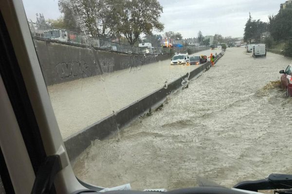 Inondation. La commune de Givors dans le Rhône