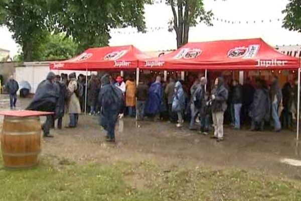 Le retour de la féria à Vic gâché par la pluie