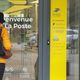 Après 16 mois, le bureau de poste du quartier des Couronneries, à Poitiers, a réouvert ses portes pour le plus grand plaisir des habitants.