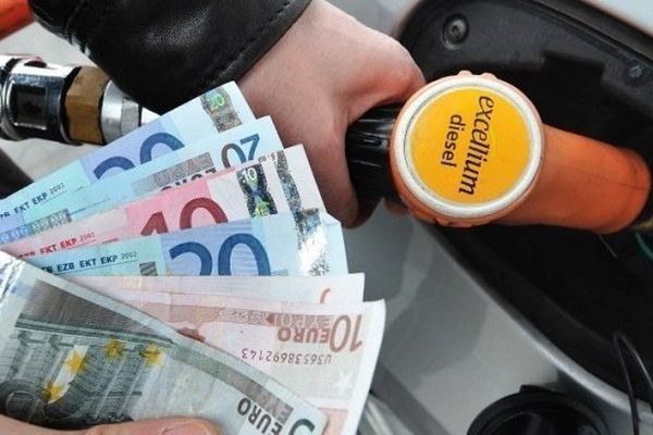 ILLUSTRATION - Le prix des carburants toujours plus élevé en Corse que la moyenne nationale