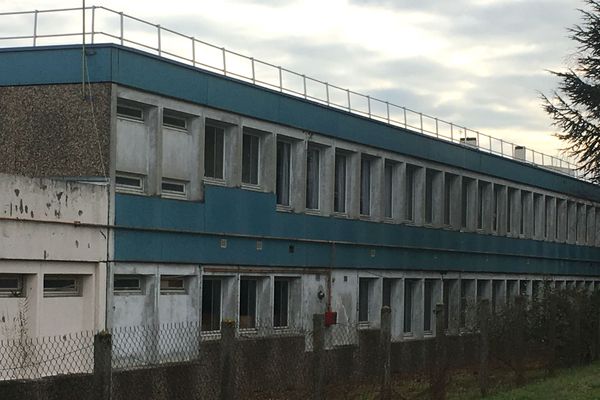 C'est dans une annexe du collège Bienvenu-Martin, à Auxerre, que les faits ont eu lieu.