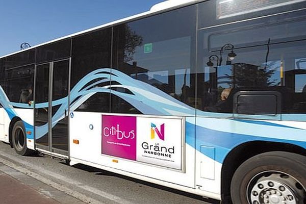 Narbonne (Aude) - un bus du réseau Kéolis Citibus - archives