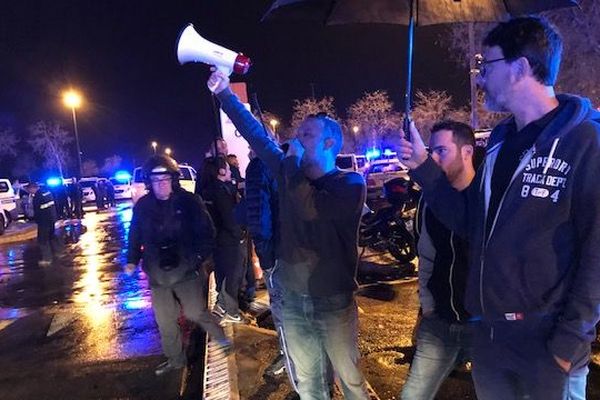 Marseille Le Collectif Ambulanciers Apres Avoir Bloque La Cite Phoceenne Bloquera Nice Vendredi