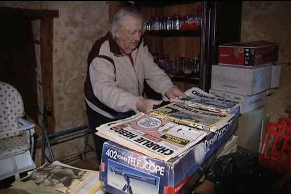 Louis Leboucher, 94 ans, n'a jamais manqué un seul numéro de Charlie Hebdo depuis sa création