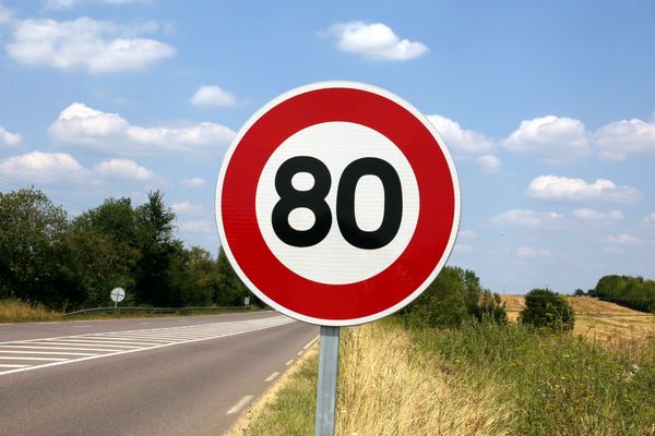 La limitation à 80 km/h sur la majorité des routes secondaires a été mise en place en juillet dernier.