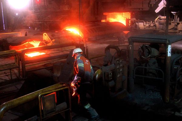 Dans les fourneaux d'Arcelor Mittal de Fos-sur-Mer