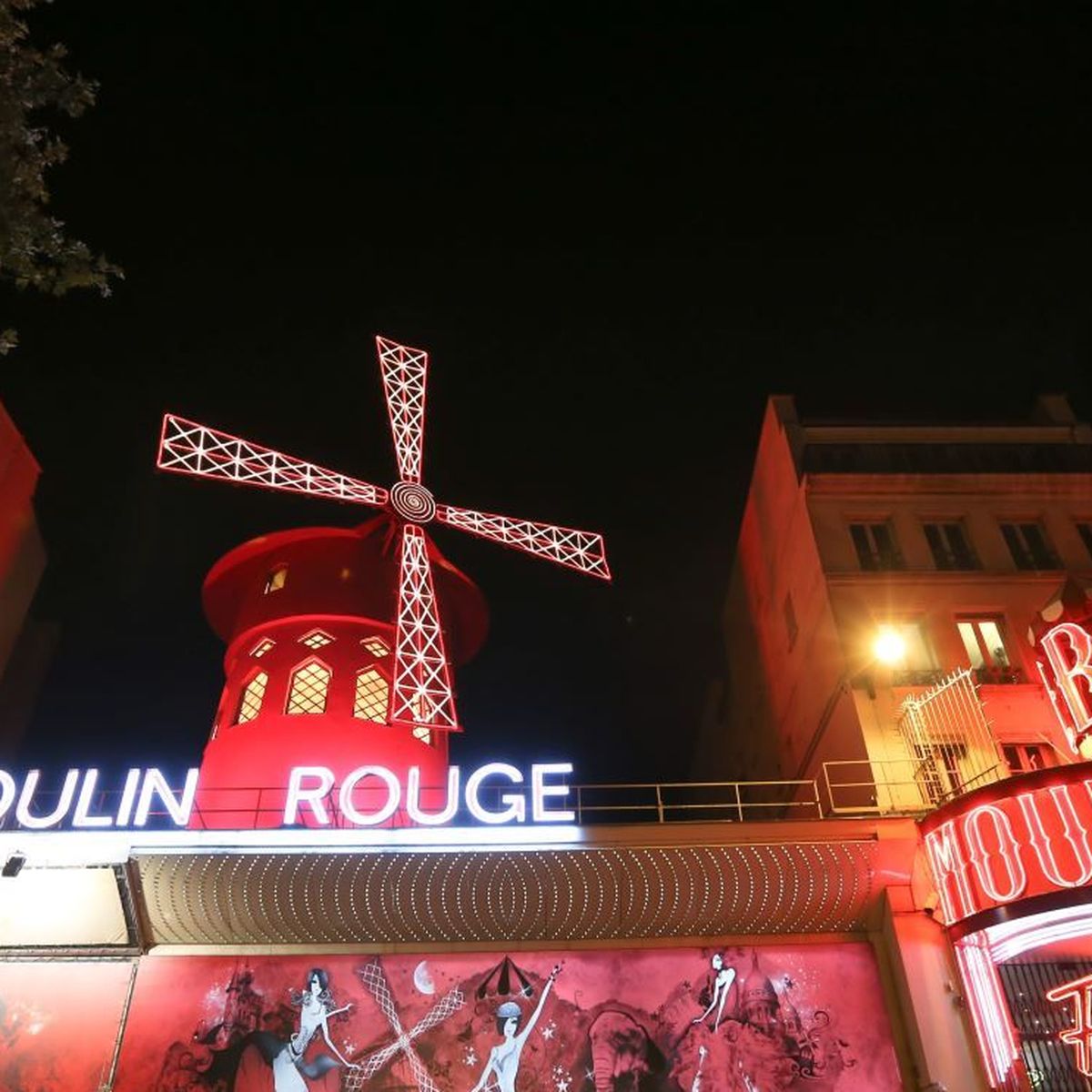 musique fil rouge anniversaire Pour Les 130 Ans Du Moulin Rouge La Troupe Du Cabaret Dansera Le musique fil rouge anniversaire