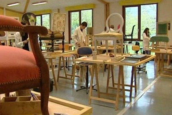 Un atelier de tapissier au lycée professionnel à Brionne (archives)