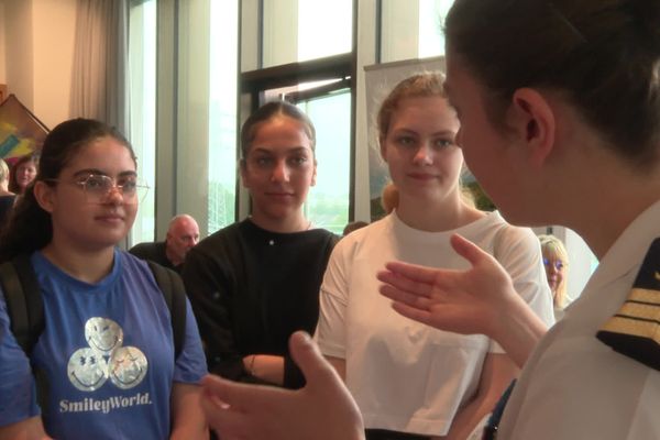 Maître Cécile explique pourquoi elle s'est engagée dans la Marine nationale.