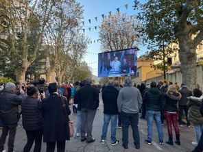 France 3 Corse ViaStella a proposé une émission spéciale durant 9 heures à l'occasion de la visite du pape François à Ajaccio.