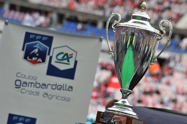 La Coupe Gambardella est une épreuve ouverte aux équipes premières catégorie 18 ans (U19 en termes FIFA) des clubs de football français.