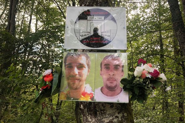 Deux plaques commémoratives ont été accrochées près du Fort de Tamié en 2019, en hommage à Jean-Christophe Morin et Ahmed Hamadou, disparus en 2011 et 2012.