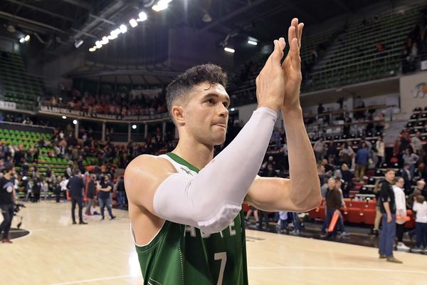 ProA - l'Elan Chalon s'impose à Villeurbanne. Dernière rencontre avec la Green Team pour Trenton Meacham - 11/3/17