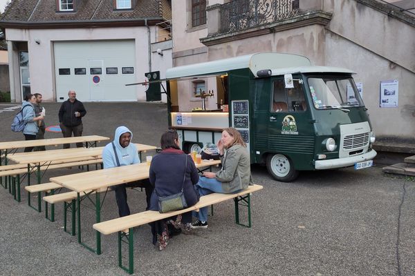 Le "bärr nomade" sillonne les villages autour de Barr (Bas-Rhin).