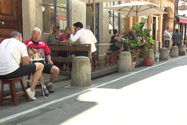 Le 2 juin, les restaurants ont pu rouvrir à condition de respecter les mesures de distanciation sociales.