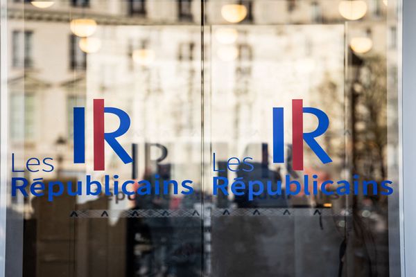 Réactions des élus Républicains après l'annonce d'un accord RN-LR par Eric Ciotti pour les législatives anticipées de 2024.