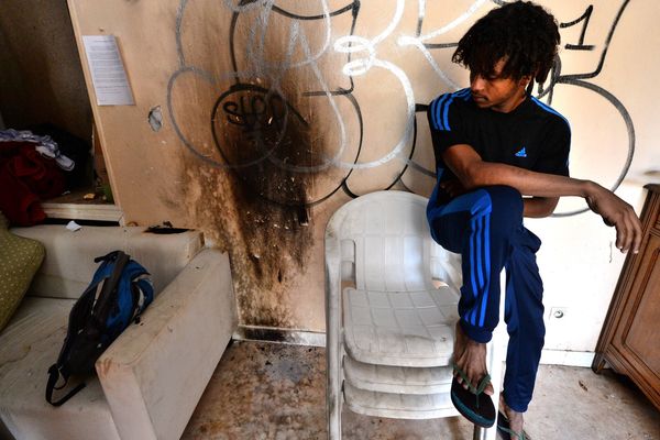 3 cocktails molotov ont été jeté à l'intérieur d'un squat à Nantes dans lequel vivent plusieurs dizaines de réfugiés africains.