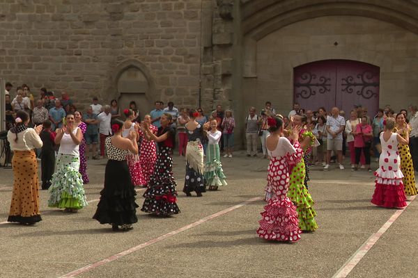 La feria de Carcassonne qui a débuté jeudi s'achève ce dimanche 3 septembre avec notamment un concert de Chico et des Gypsie. 4 jours de fête en musique mais sans taureaux.