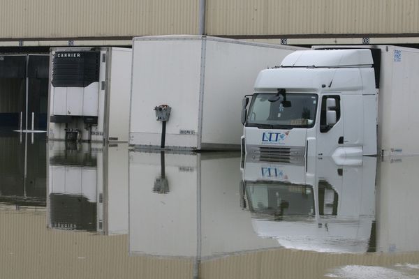 Une entreprise de Buchères (10) noyée sous les eaux de la Seine