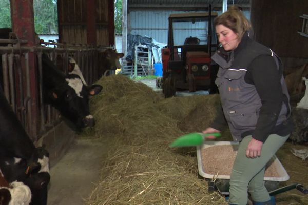 Marine Le Penven n'a pas eu peur de reprendre toute seule une ferme prés de Saintes.