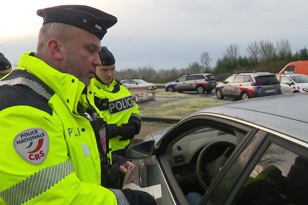 Les forces de l'ordre proposent aux contrevenants du jour un stage de sensibilisation plutôt qu'une verbalisation.