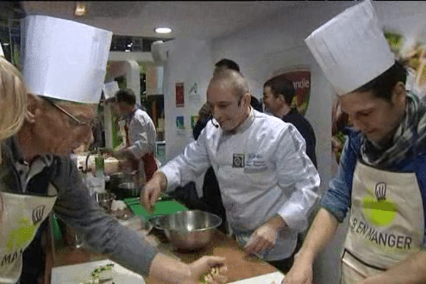 Cours de cuisines avec des chefs et des producteurs au pavillon de la Normandie au salon de lag'iculture