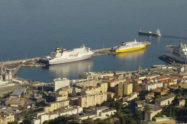 Le port de Bastia