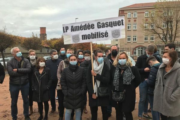 Mardi 3 novembre, environ 35 % des enseignants du lycée Amédée Gasquet de Clermont-Ferrand sont en grève selon la direction.