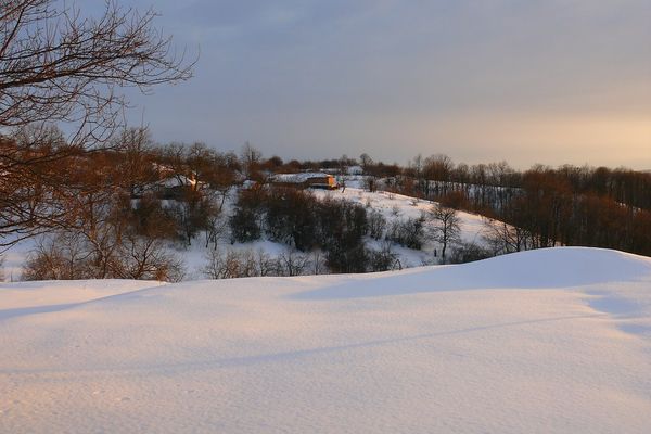 Village sous la neige