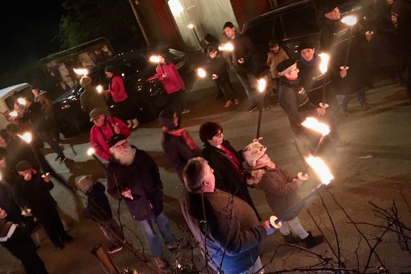 Les vendanges du nouvel an attirent les touristes séduits par cette fête originale.