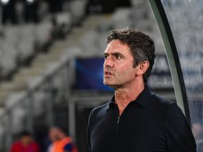 Sylvain Ripoll, l'entraîneur de Guingamp, ici en juillet 2023, pendant les qualifications pour le Championnat d'Europe UEFA des moins de 21 ans.