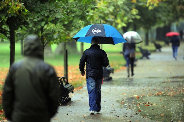 Prévoir un parapluie aujourd'hui dans la région.