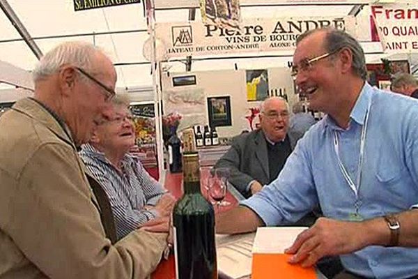 La famille Janoueix vend son vin de Bordeaux aux Normands depuis 100 ans