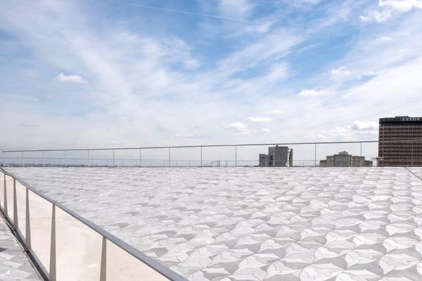 La vue sur Paris, depuis le toit-terrasse de la Philharmonie.