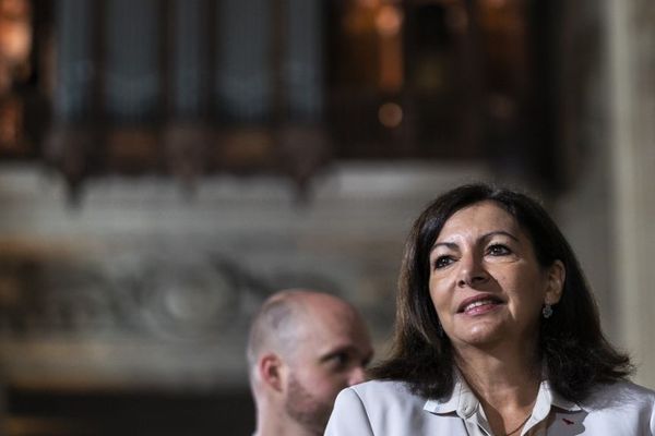 Anne Hidalgo défend son bilan et les nombreux travaux à Paris dans un entretien à paraître dans Paris Match.