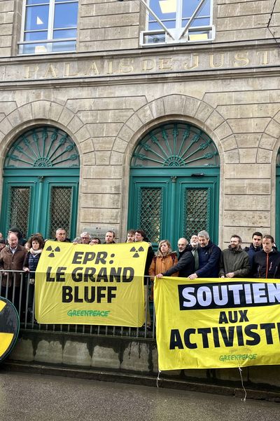 EPR de Flamanville : 15 militants de Greenpeace jugés après une intrusion sur le chantier