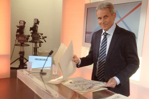 Joel Bruneau sur le plateau de France 3 en marge de l'émission "la Voix est Libre" en septembre 2012