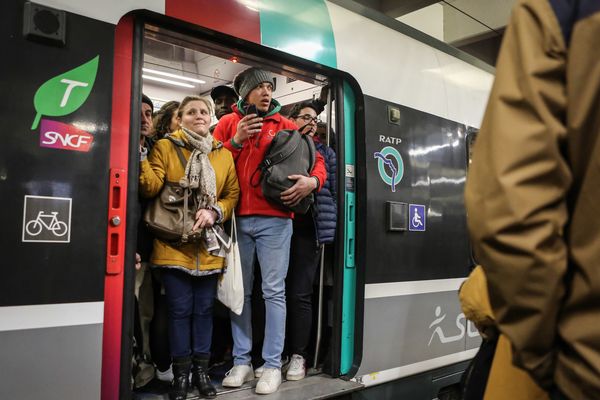 La grève SNCF touche tous les secteurs géographiques, à Paris comme dans les régions