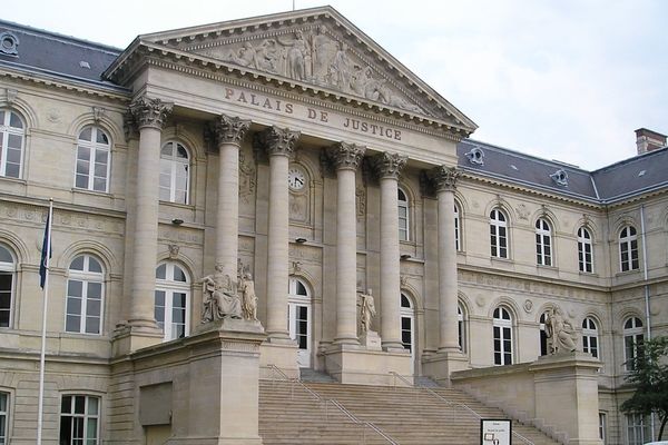 Palais de justice d'Amiens