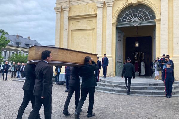 La cérémonie s'est déroulée mardi 9 mai au matin.